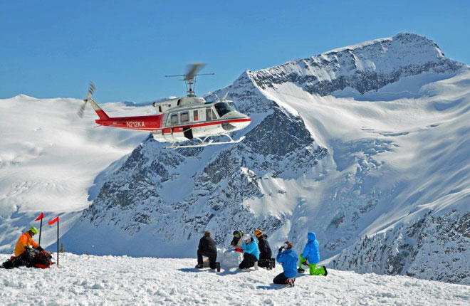 レベルストークヘリスキーの様子